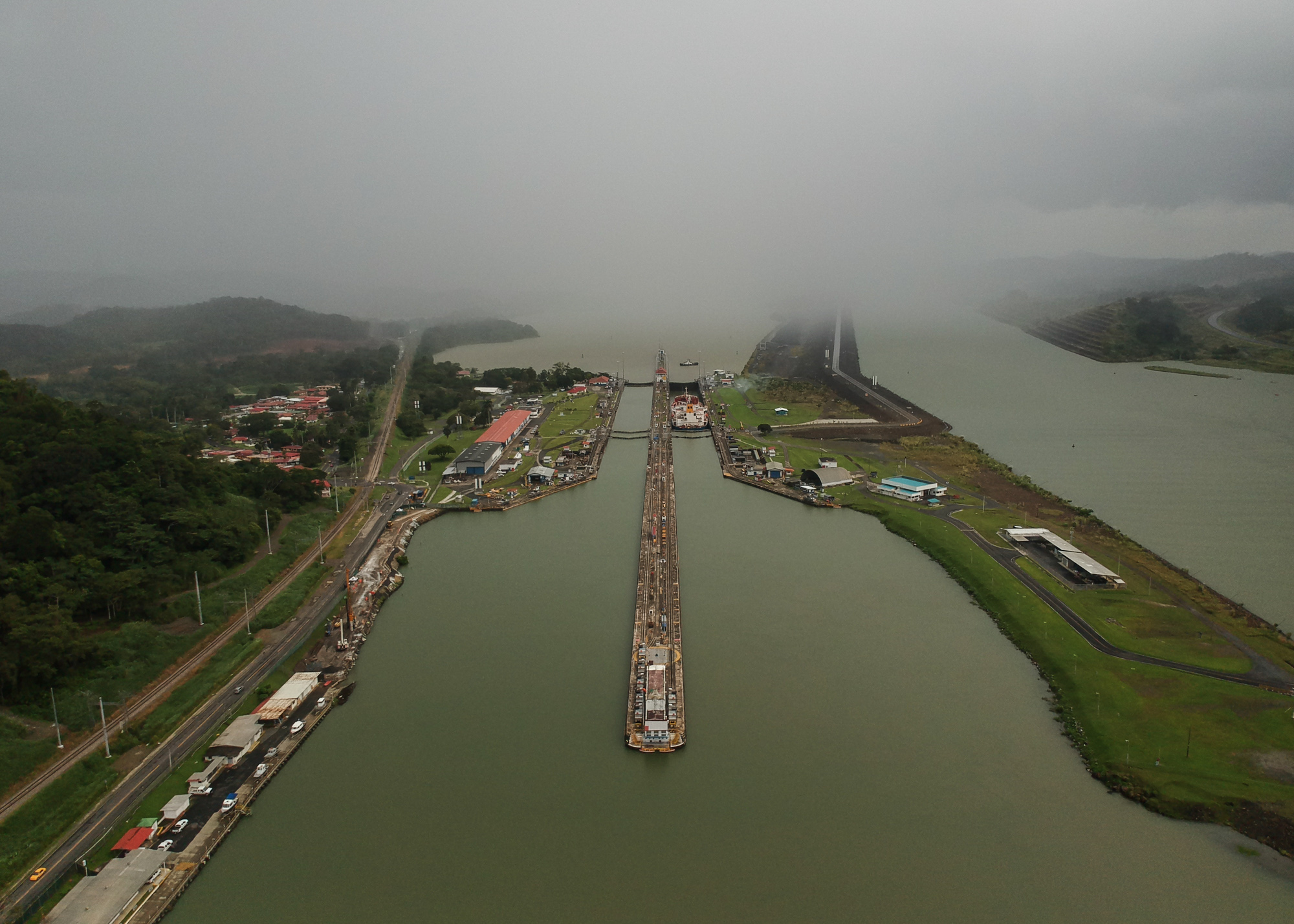 全球海運“咽喉”巴拿馬運河實施更嚴厲的航運限制